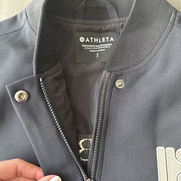 Athleta Women's Endless Bomber Jacket Full Zip Crop Size S New Loho Bride Black - Picture 7 of 14
